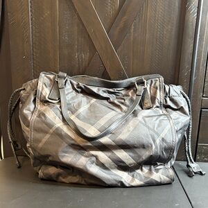 Nova Check NylonTote Bag Black/Gray Leather Trim Shoulder Y2K Vintage